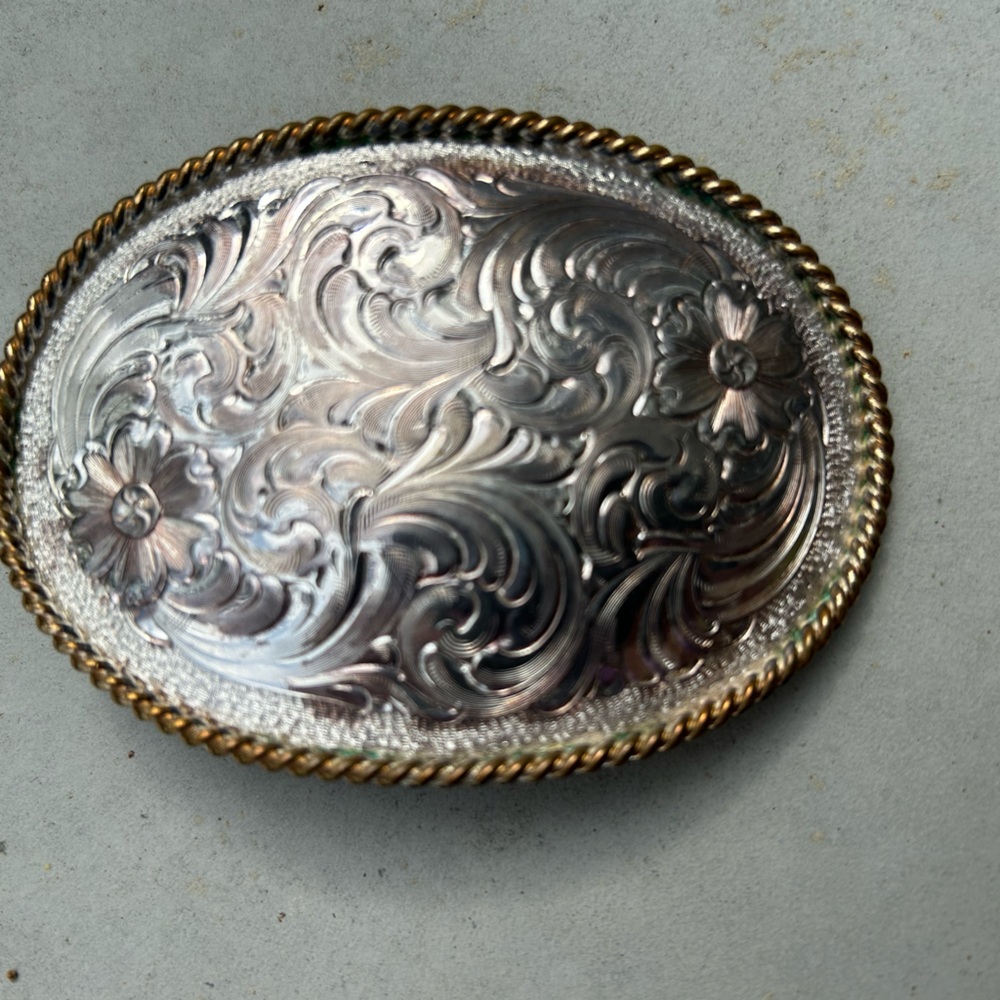 Vintage Montana Silversmith sterling silver plate buckle 3.25 wide